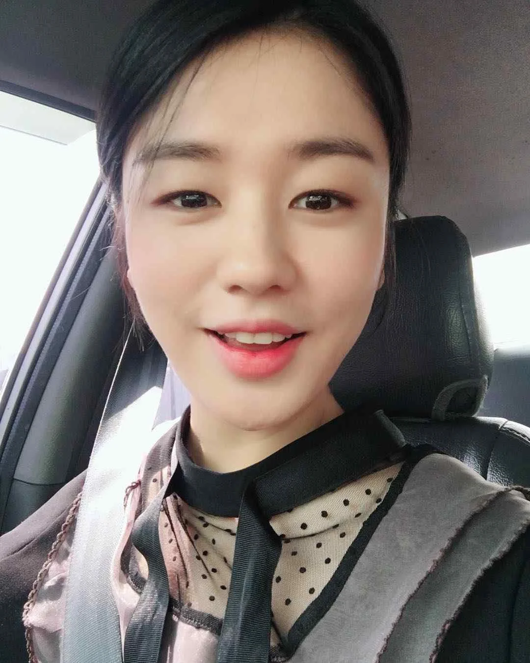 Ahn Eun Jin - ahn-eun-jin-40.webp